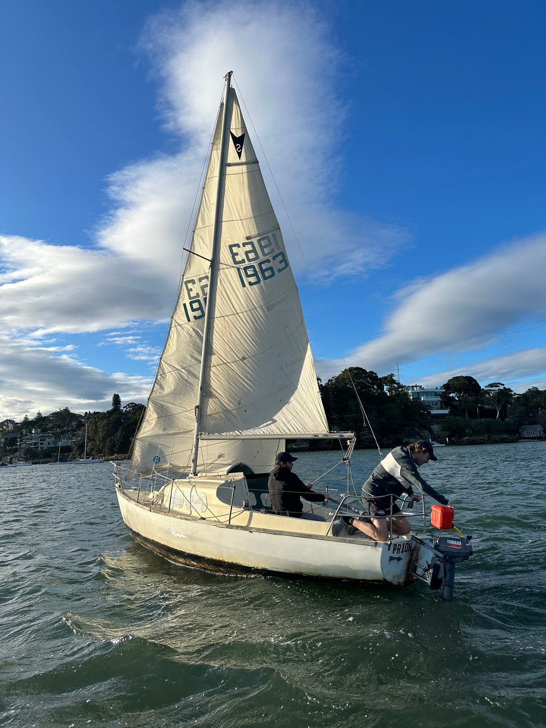 Sail boat refuel